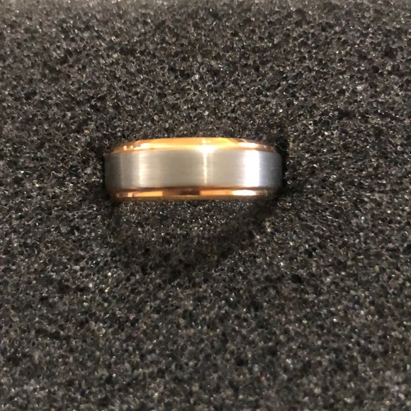 Unisex King Will Duo Unisex 18k Rose Gold Plated Tungsten Carbide Ring - Picture 1 of 3